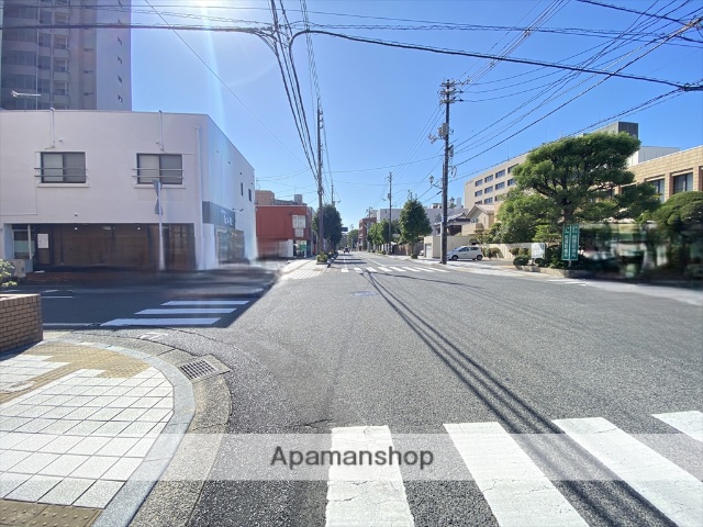 その他　前面道路（その他）まで0m