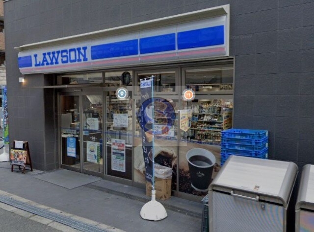 コンビニ　ローソン東心斎橋一丁目店（コンビニ）まで163m