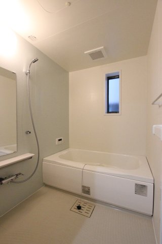 バス・シャワールーム　参考写真です。現況優先。