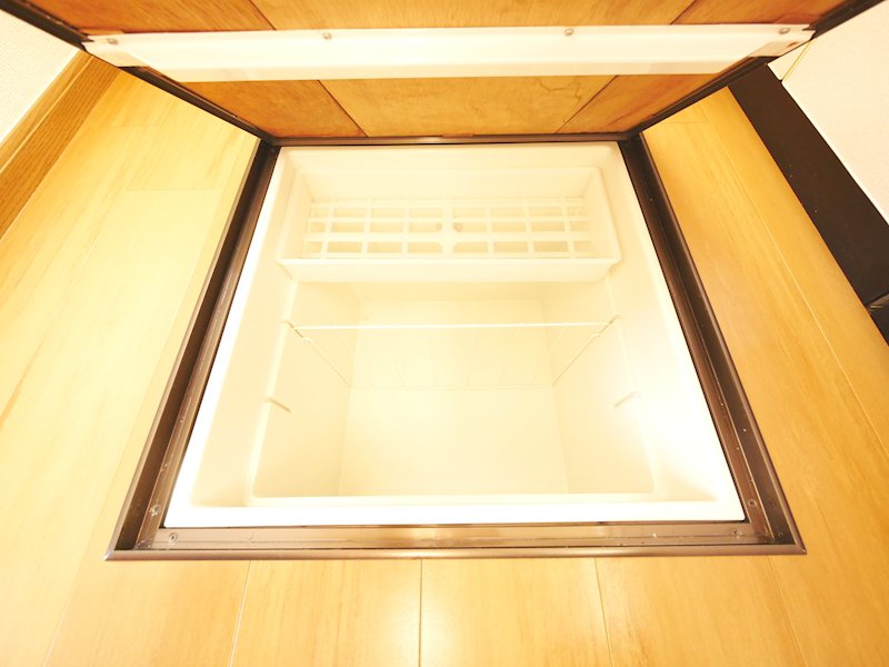 収納　床下収納