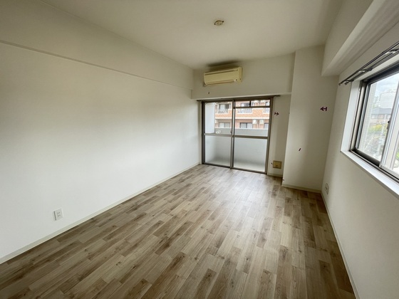 居室・リビング　※別部屋の写真です