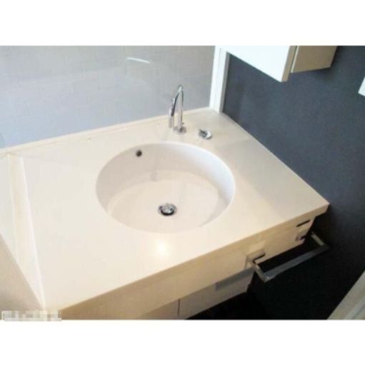 洗面設備　※別部屋の写真です