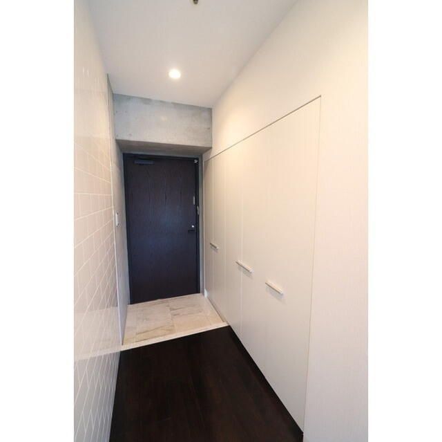 玄関　※別部屋の写真です