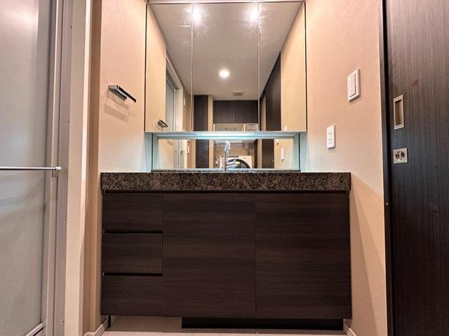 洗面設備　洗面台