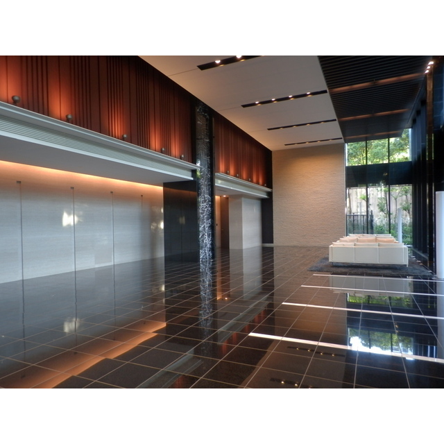 ロビー　共用ロビ－