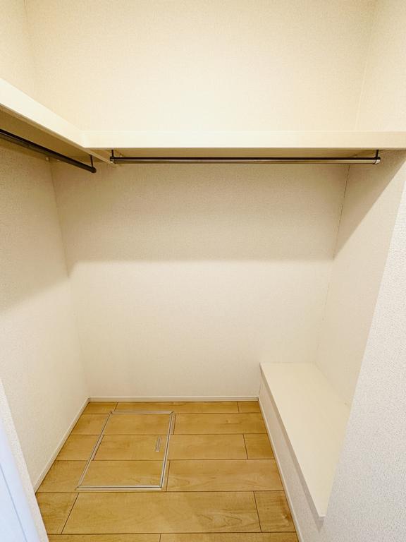 収納　ウォークインクローゼット