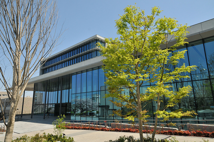 大学・短大　専修大学（大学・短大）まで692m