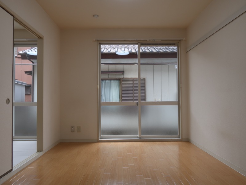 居室・リビング　他部屋写真利用