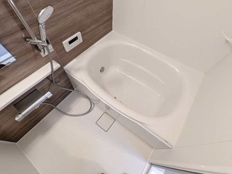 バス・シャワールーム　図面と現状に相違がある場合には現状を優先