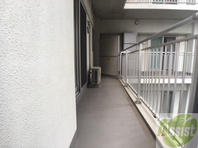 バルコニー　バルコニーが付いていますので一息ついてみてはいかがですか。