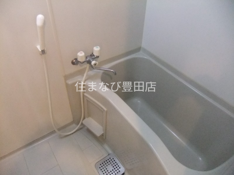 バス・シャワールーム　同型タイプ