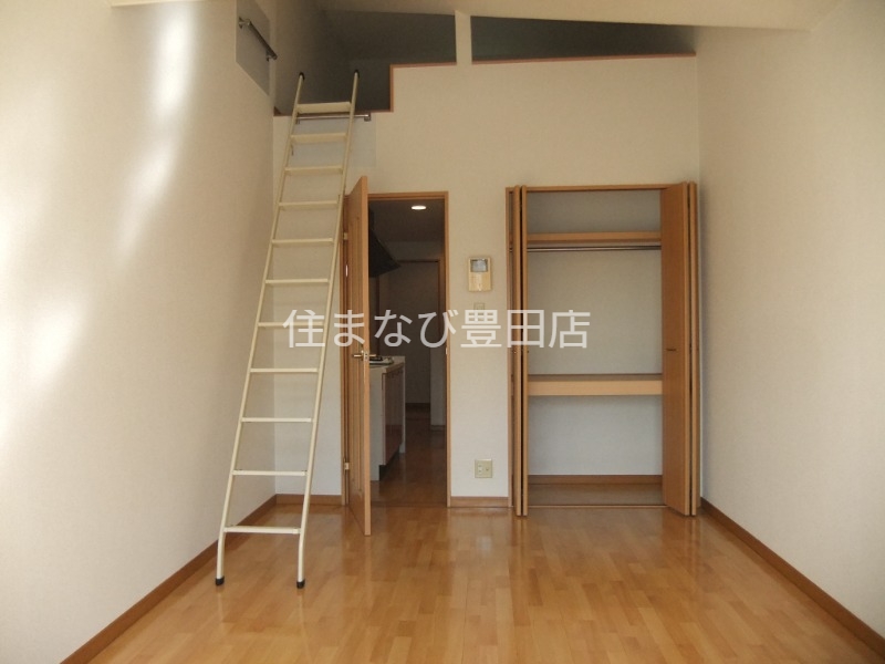 居室・リビング　同型タイプ