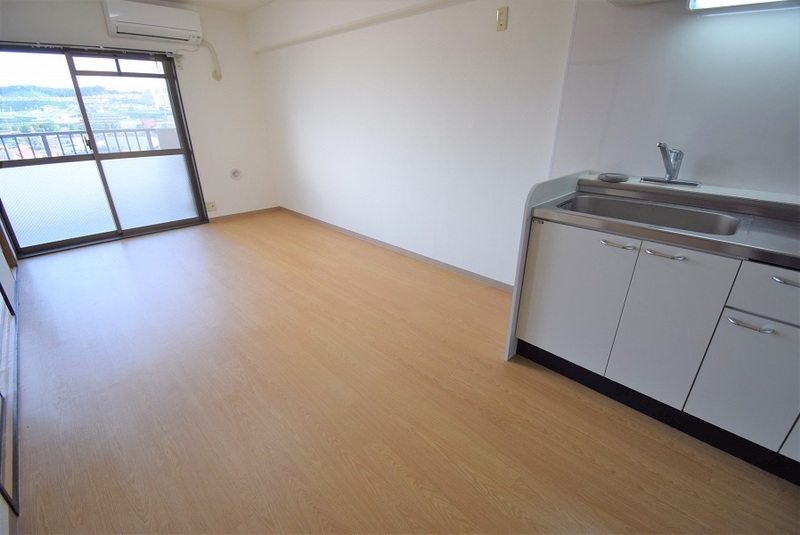 居室・リビング　※別号室の参考写真です