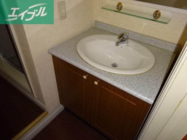 洗面設備　洗髪洗面化粧台