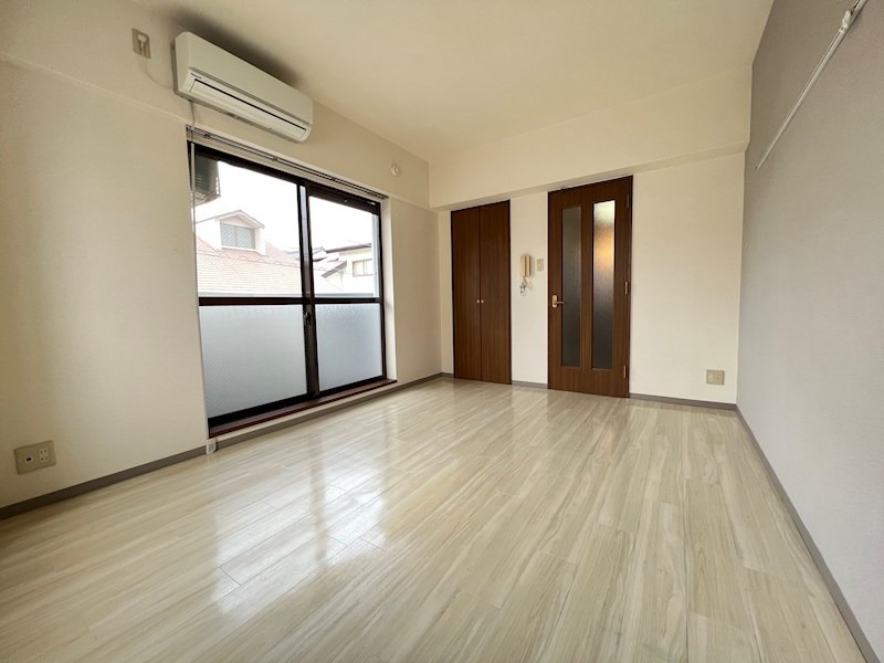 居室・リビング　※他号室イメージ