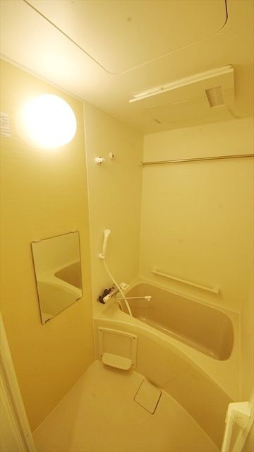 バス・シャワールーム　バスルーム