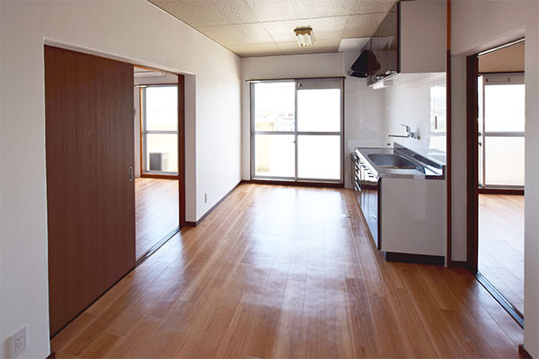 居室・リビング　【メナーハイツ藍】※前回募集時の室内写真です。