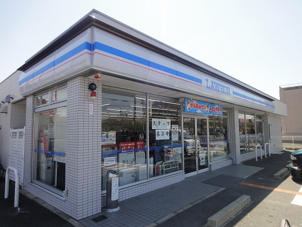 コンビニ　ローソン 桂徳大寺店（コンビニ）まで718m
