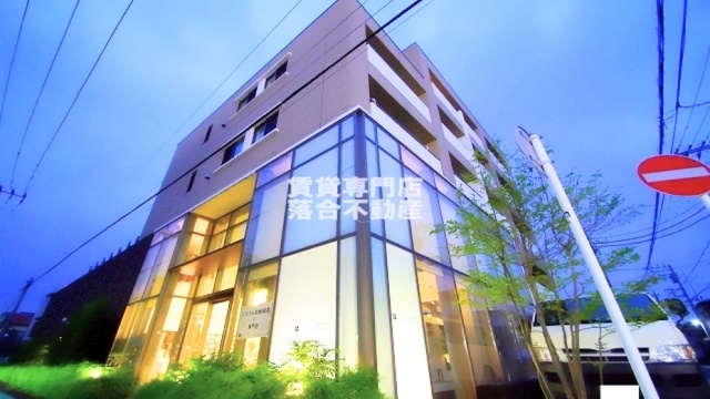 建物外観　しっかりとした外観