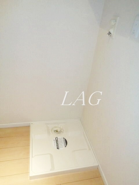 その他設備　室内洗濯機置き場になります。