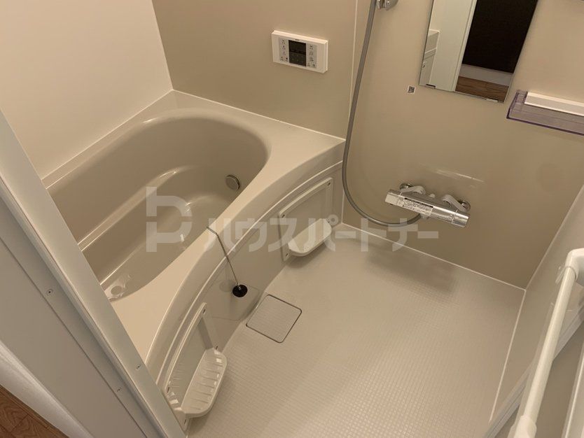 バス・シャワールーム　バス