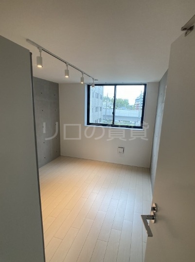 居室・リビング　部屋参照