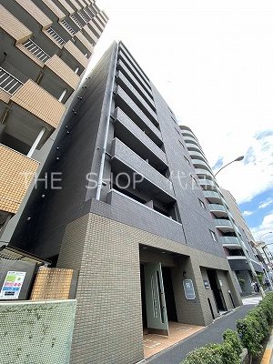 建物外観　外観タイル張り