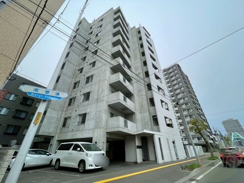 建物外観　札幌市白石区菊水五条「グレイスコート菊水」