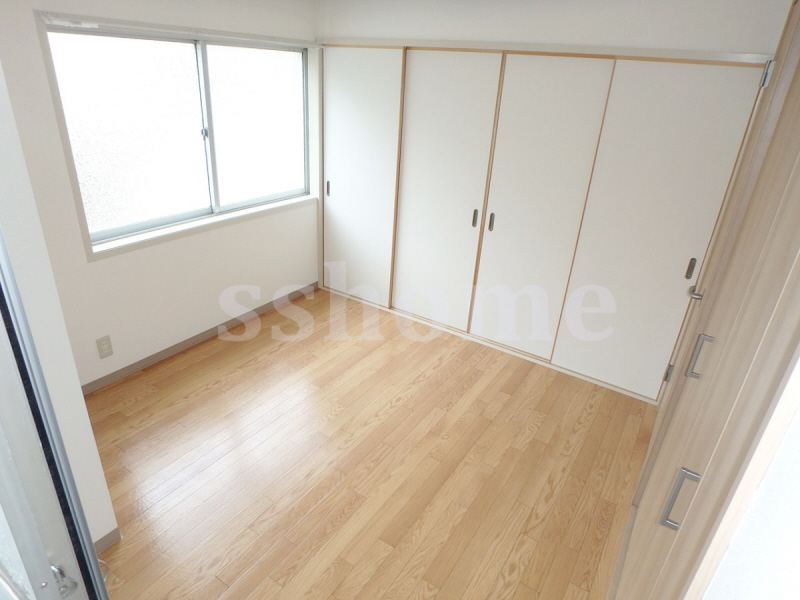 居室・リビング　明るいお部屋☆