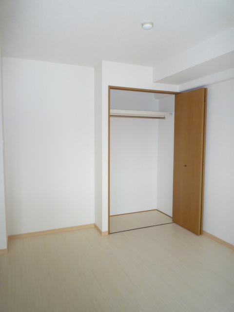 その他部屋・スペース　洋室6帖