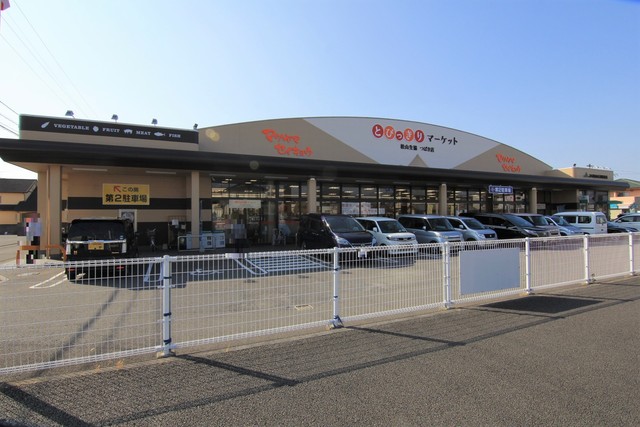 スーパー　松山生協椿店（スーパー）まで152m