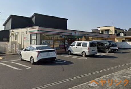 コンビニ　セブンイレブン豊田市平芝町店（コンビニ）まで612m