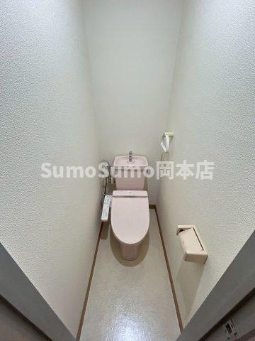 トイレ　トイレもきれいです