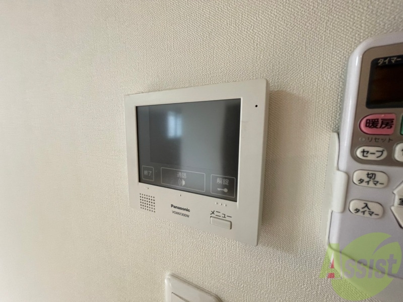 セキュリティ　ＴＶモニター付インターホンです。来客者の顔が見えるので安心！