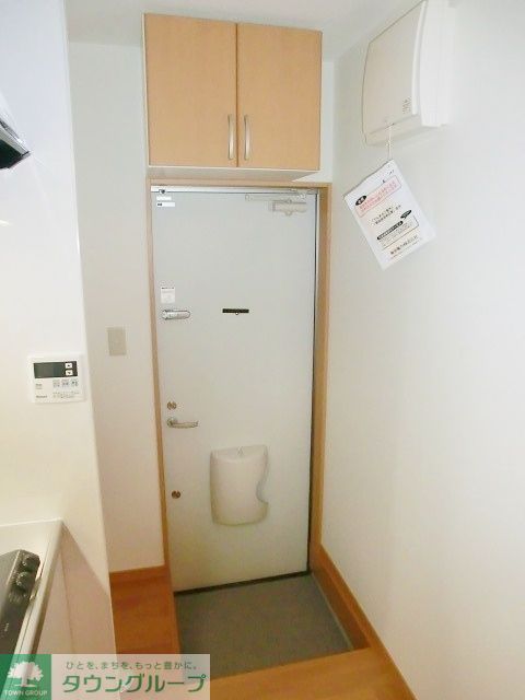 玄関　お部屋探しはタウンハウジング蘇我店にお任せ下さい♪