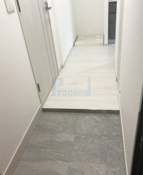 玄関　玄関部分