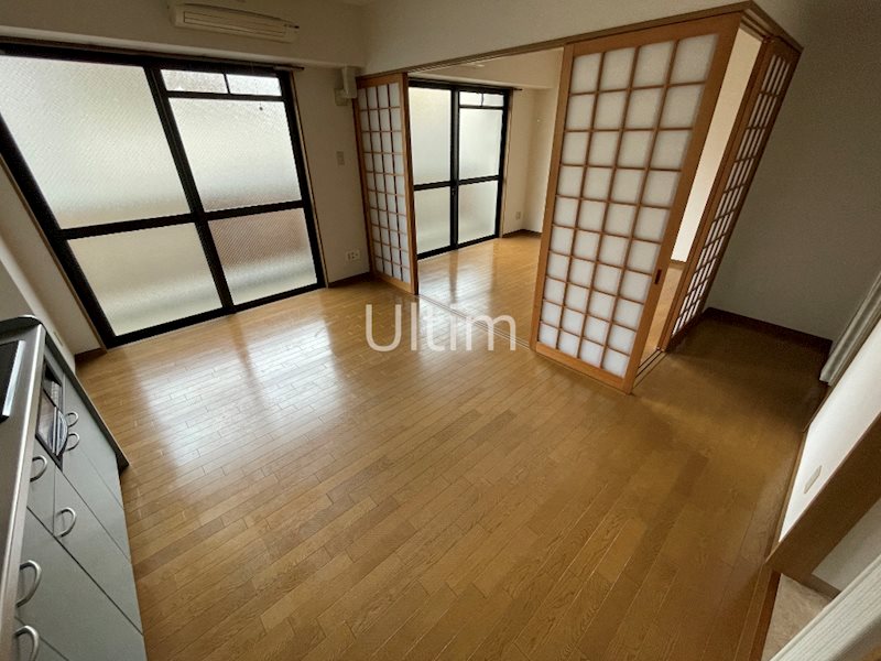 居室・リビング　※同タイプの他のお部屋です