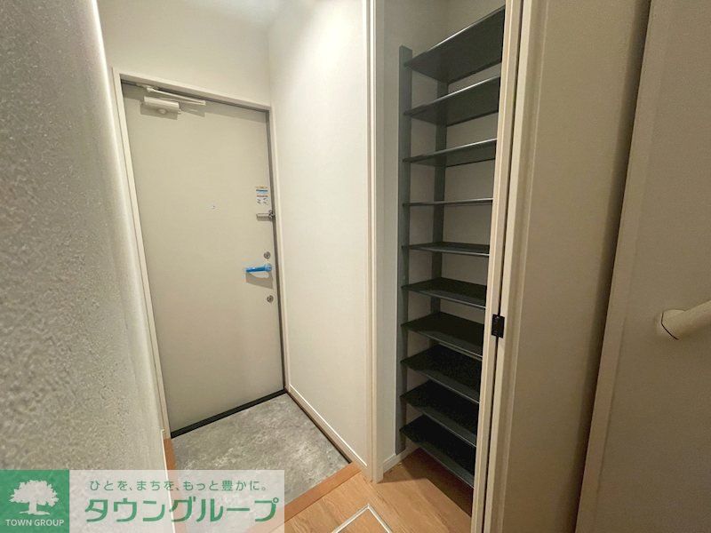 玄関　★お部屋探しは株式会社タウンハウジング東京まで★