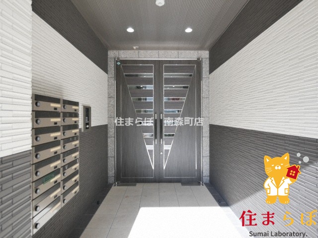 エントランス　共用部の印象も大切に