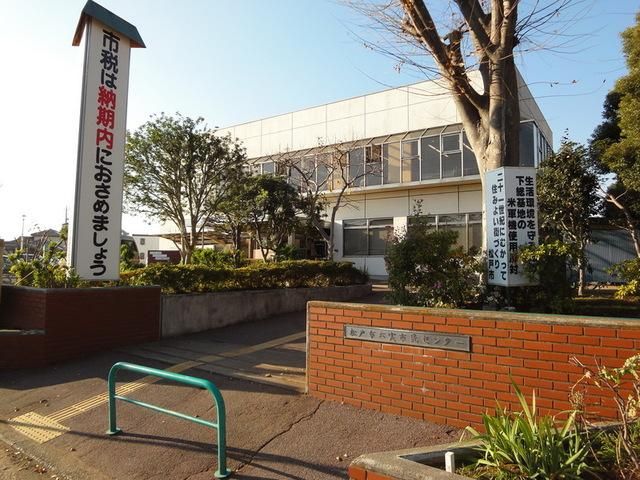 その他　松戸市立図書館六実分館（その他）まで413m