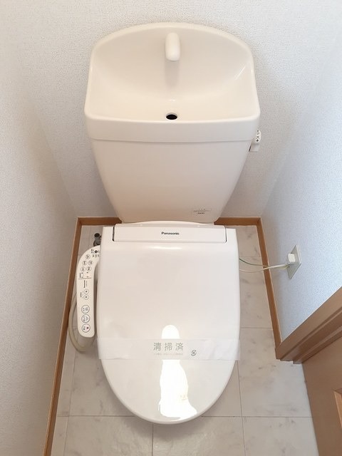 トイレ　図面と現状に相違がある場合には現状を優先