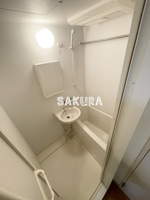 バス・シャワールーム　日々の疲れを癒すお風呂です♪
