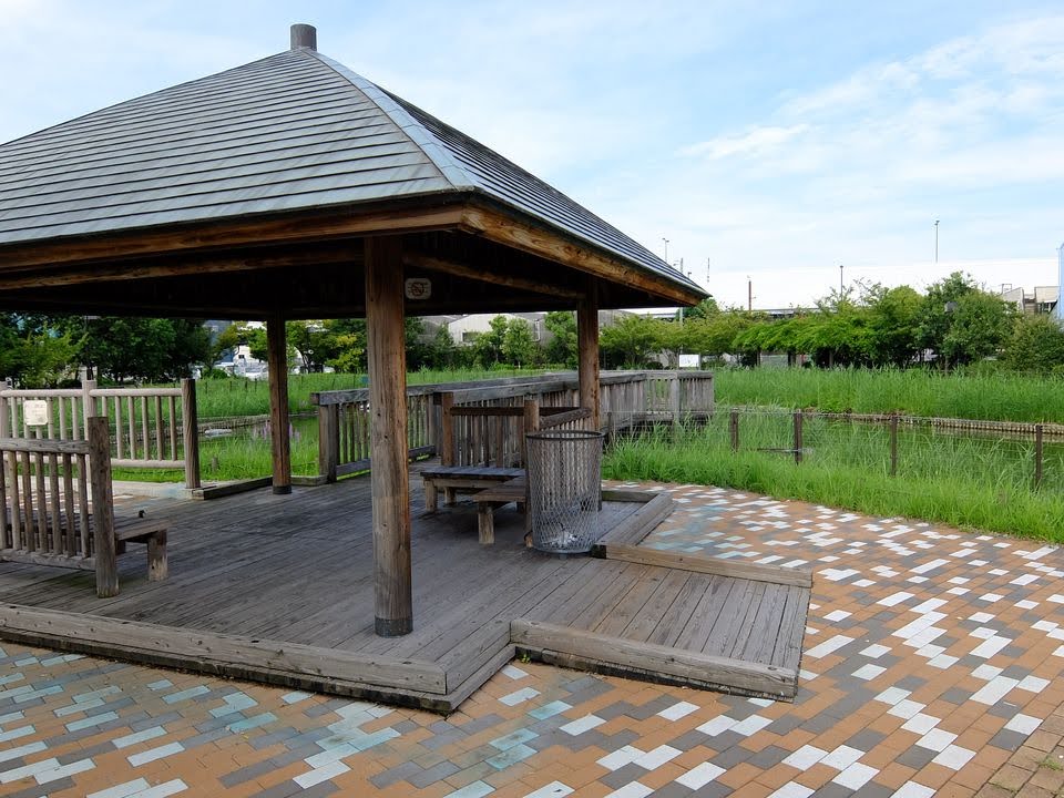公園　大野せせらぎの里（公園）まで553m