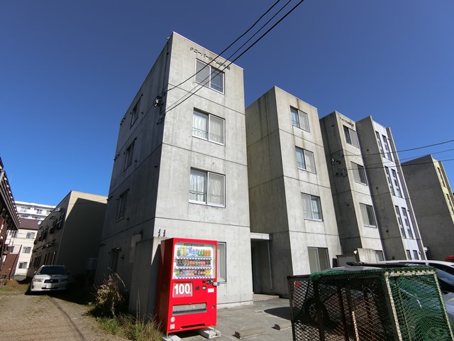 地下鉄東西線 新さっぽろ駅 徒歩5分 築25年