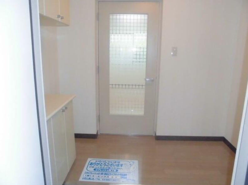 玄関　参考写真