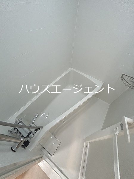 バス・シャワールーム　ピカピカでキレイなお風呂です※参考画像