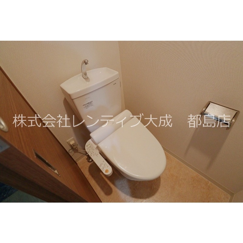 ＪＲ東西線 大阪城北詰駅 徒歩3分 10階建 築13年のトイレ写真