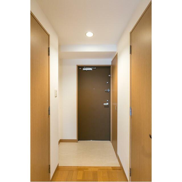 玄関　同タイプの部屋の写真