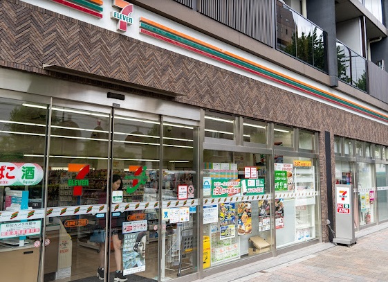 ＪＲ中央線 大久保駅 徒歩4分 7階建 築28年の周辺写真