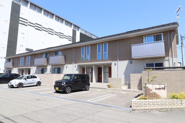 グランディオール横川の外観写真
